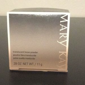 Mary Kay translucent loose powder NEW